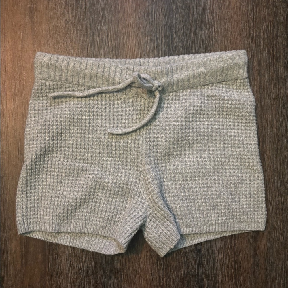 Aero Cozy Gray Knit Women's Shorts